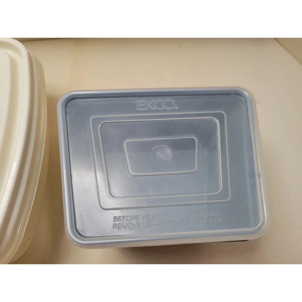 VNT Lot Food Storage Rubbermaid EasyFind Servin'Saver #2 Square Ekco Storemates